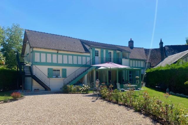 Bed and Breakfast L'Echo Des Bois Лион-ла-Форе Экстерьер фото