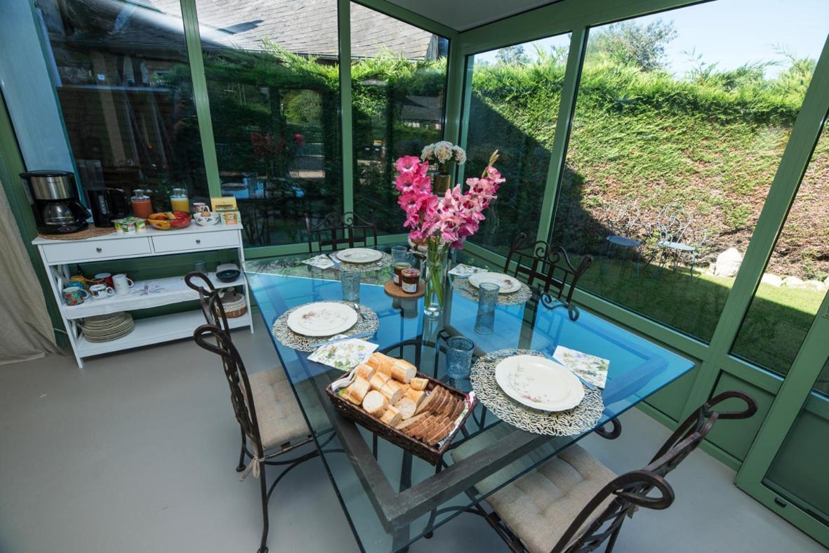 Bed and Breakfast L'Echo Des Bois Лион-ла-Форе Экстерьер фото